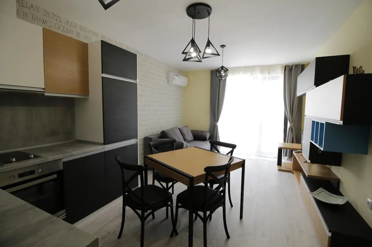 Ilarion 5 Studio At Top Center Varna 0*,
