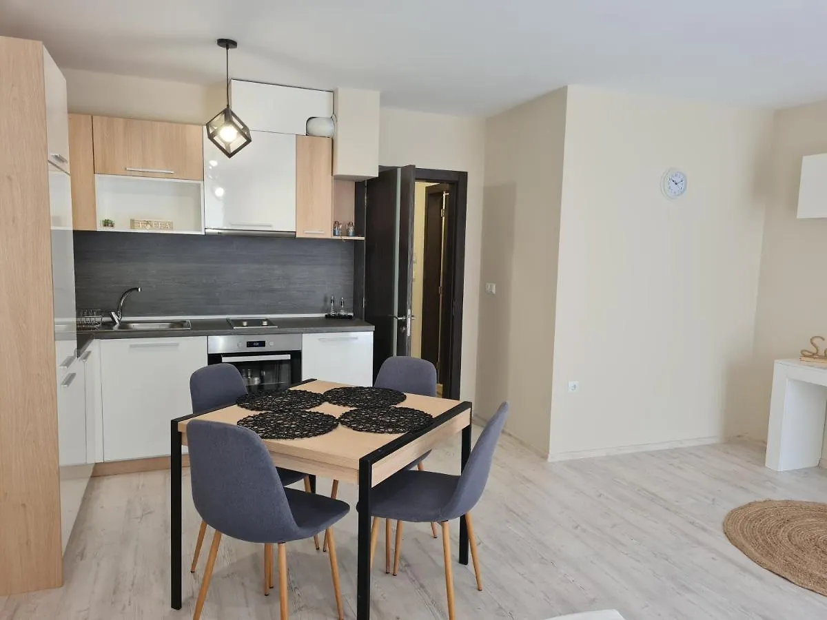 Apartment Ilarion 5 Studio At Top Center Varna