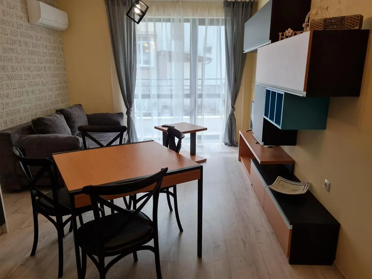 Ilarion 5 Studio At Top Center Varna 0*,