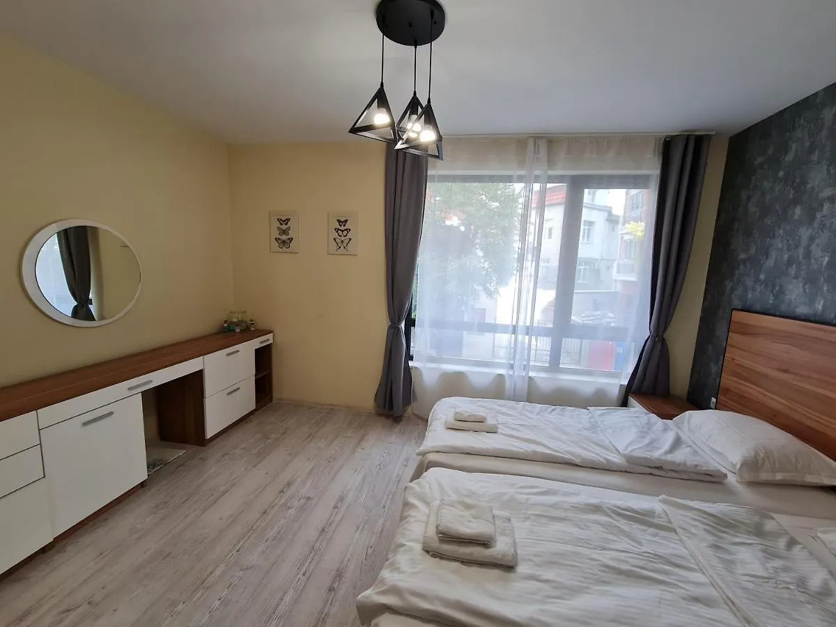 Ilarion 5 Studio At Top Center Varna Bulgaria